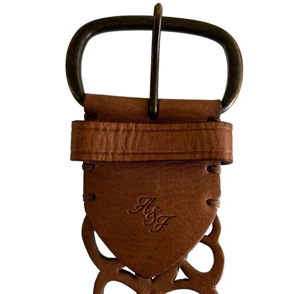 *SOLD* A&F Bohemian Brown Leather 3" Wide Cut Out M Belt Abercrombie Fitch Boho - Picture 8 of 9
